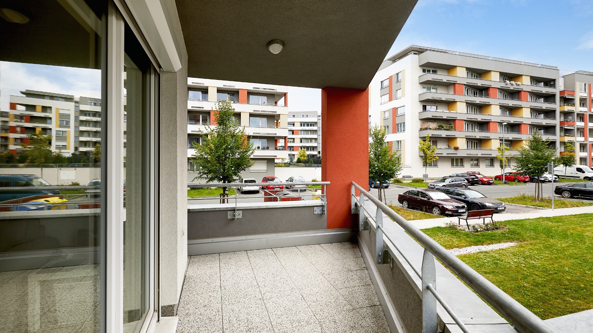 Pronájem bytu 1+kk/L/S, 31 m², - Praha - Zličín, ulice Sazovická