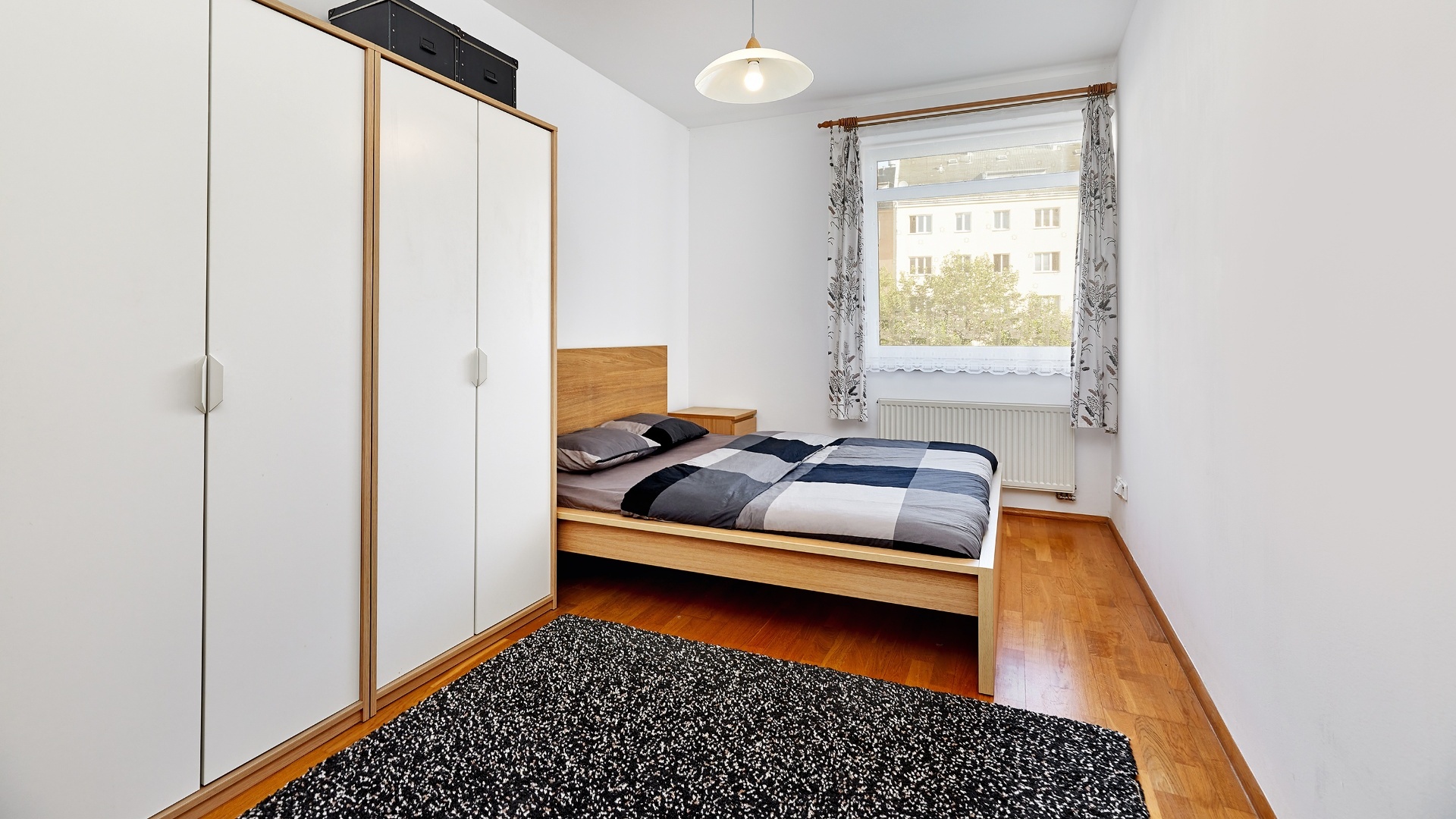 Pronájem bytu 2+kk, 44 m², Praha - Vysočany, ulice Nepilova