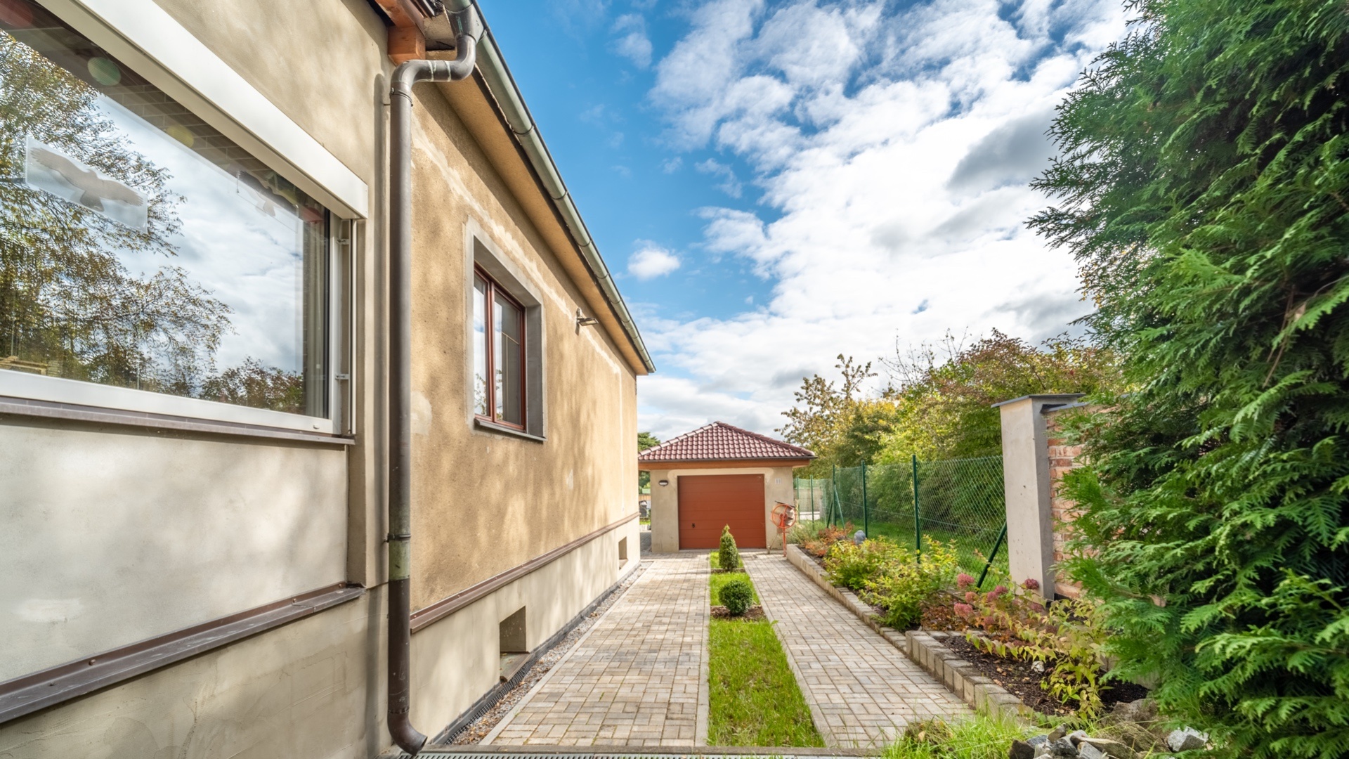 Prodej rodinného domu 193m² se zahradou 855m²  v Borovanech