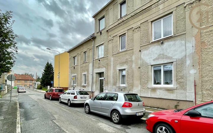 Pronájem bytu 2+kk,  36,3 m² - Český Brod