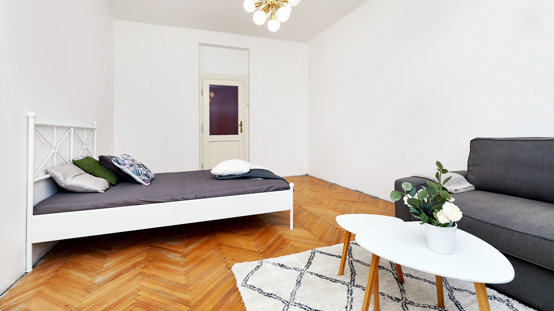 Prodej bytu k rekonstrukci, 1+1,  45m², Praha - Smíchov