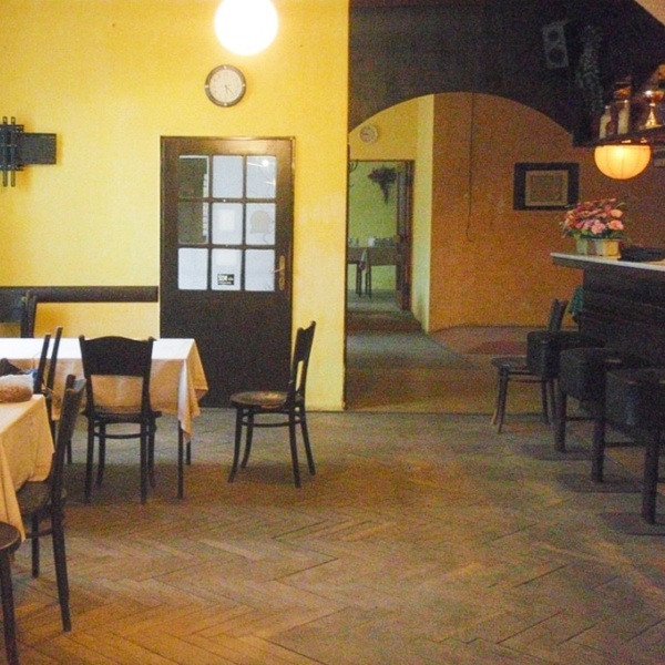 Prodej restaurace (308 m²) - Roštění
