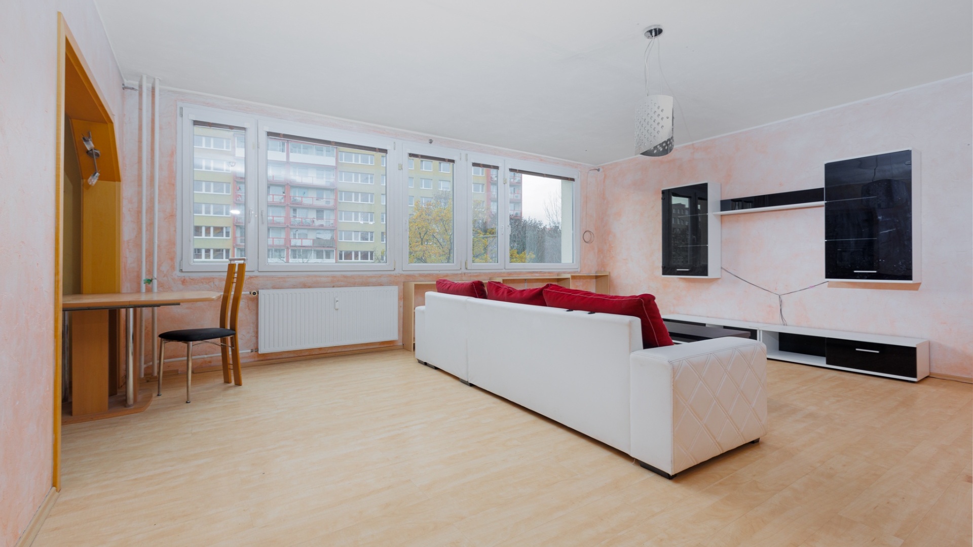 Prodej bytu 4+1 v OV, 83 m²