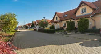 Prodej bytu se zahradou 3+kk, 250 m² - Holubice - Kozinec