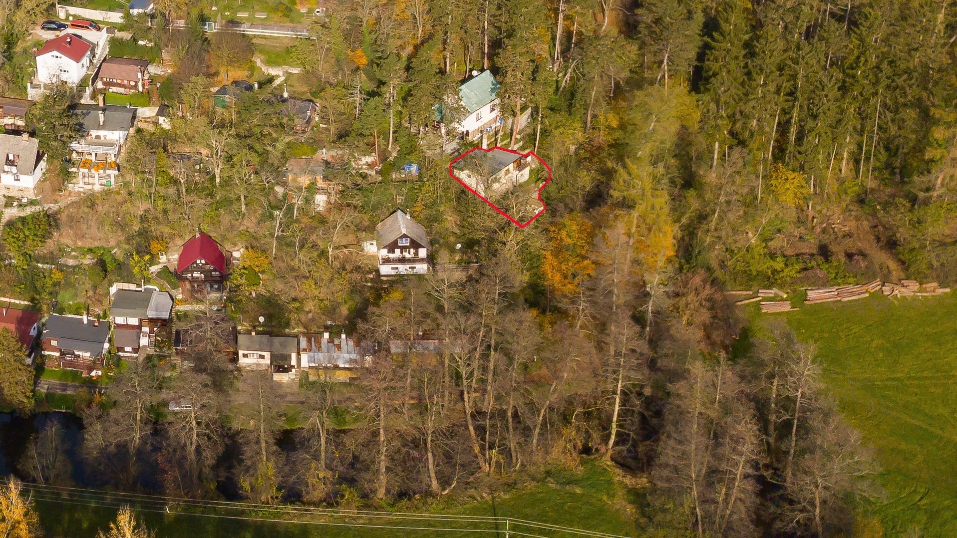 Prodej celoročně obyvatelné zděné chaty 2+kk, s pozemkem 145 m², Chrást, okr. Plzeň-město