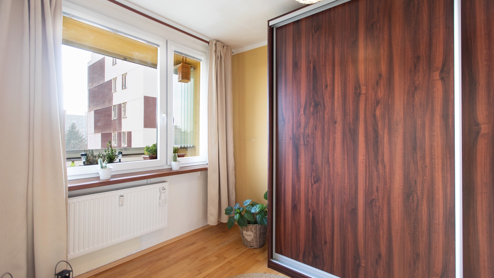 Prodej bytu 3+1 s lodžií a sklepem, 67 m² - Praha - Troja