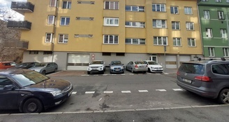 Pronájem bytu o dispozici 2+kk, 70 m2 s balkonem, Praha 8
