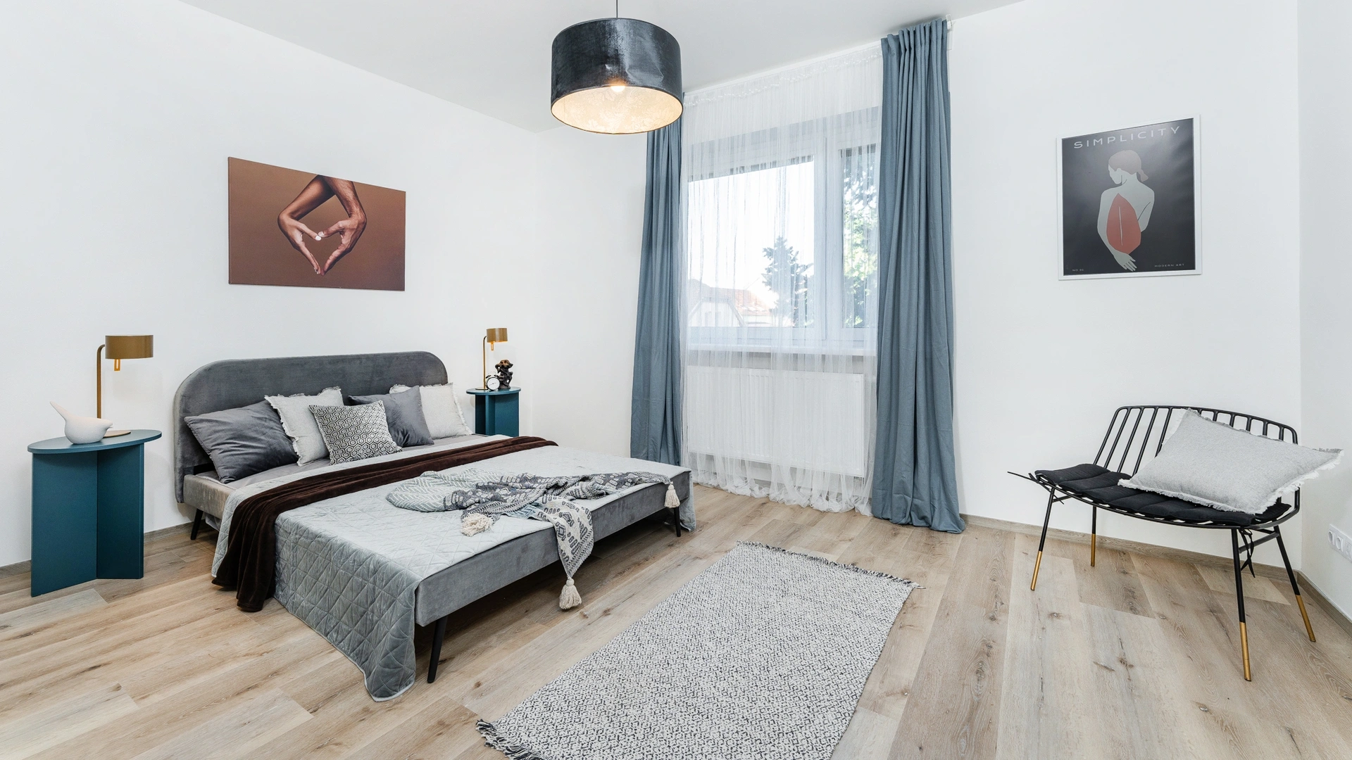 Prodej bytu 3+kk ve vile s vlastní terasou (17 m²) - Praha - Kbely