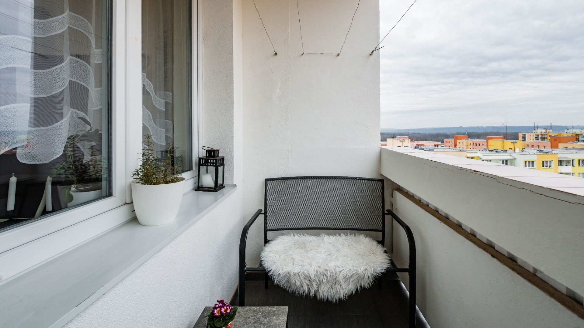 Prodej bytu 3+1 s balkónem o 75 m² - České Budějovice