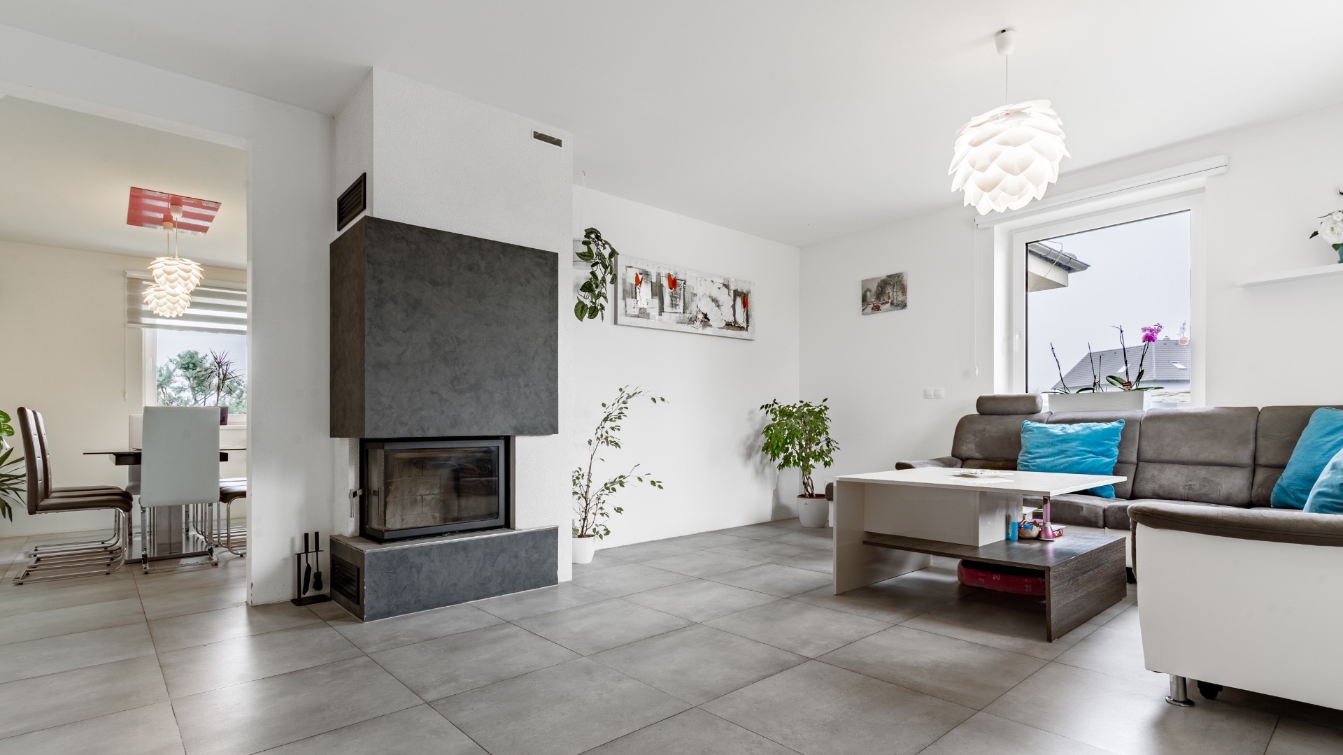 Rodinný dům v Žídněvsi se 178 m² užitné plochy v energetické třídě C! A NOVĚ S FOTOVOLTAICKOU ELEKTRÁRNOU!