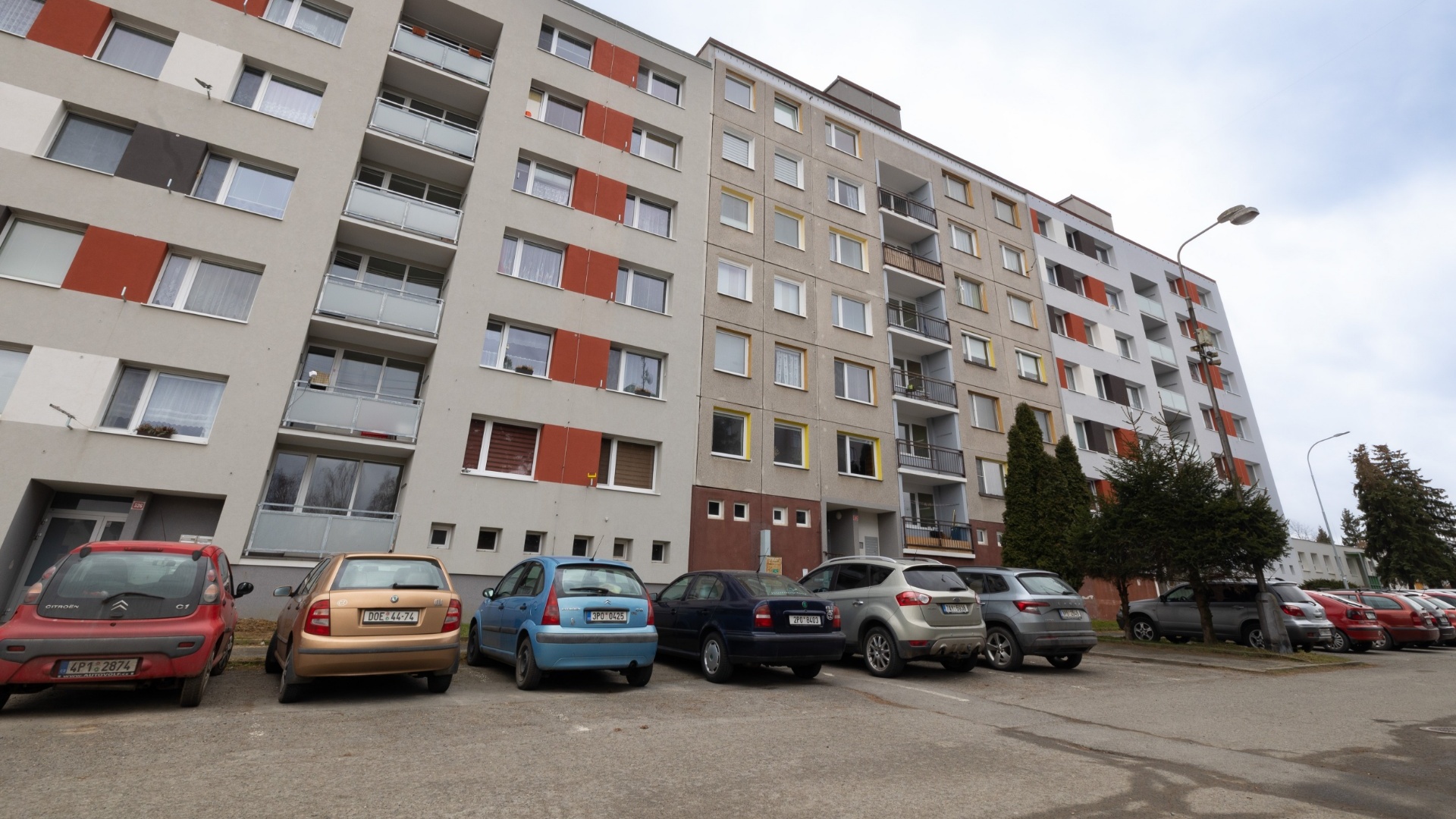 Prodej bytu 3+1 s prostornou lodžií,  68m² - město Holýšov, okres Plzeň - jih