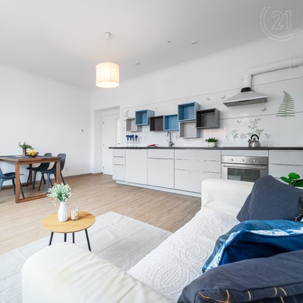 Prodej bytu 3+kk s lodžií, 69 m² -  Poděbrady