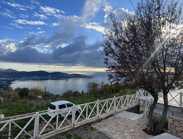 Dům s panoramatickým výhledem na moře! - Susanj, Bar, Černá Hora