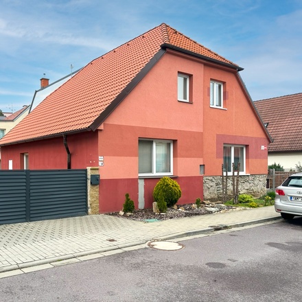 Prodej rodinného domu 3+1,  91 m² - Krapkova Znojmo