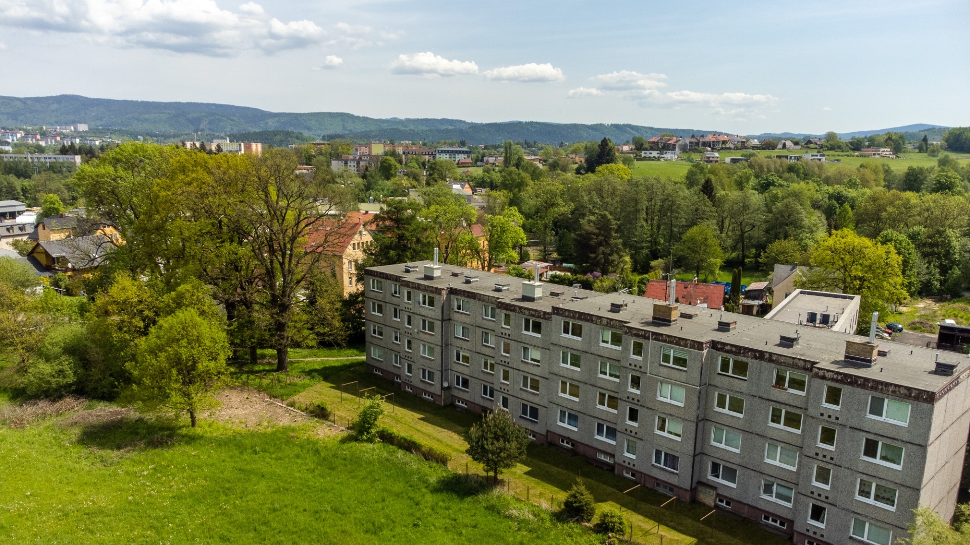Prodej bytu 3+1, 70m², po rekonstrukci s prosklenou lodžií a garáží, Hodkovická, Liberec