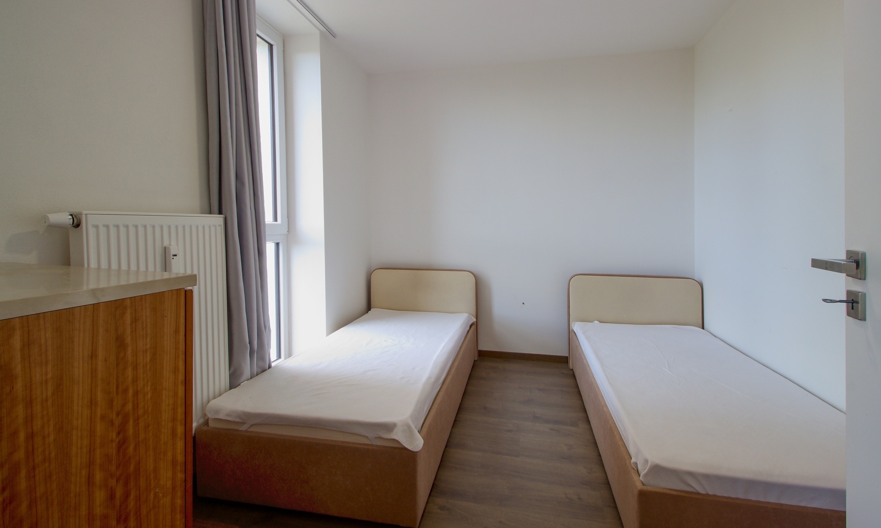 Pronájem pokoje v prostorném bytě 4+1, o výměře 9 m² - Plzeň - Skvrňany