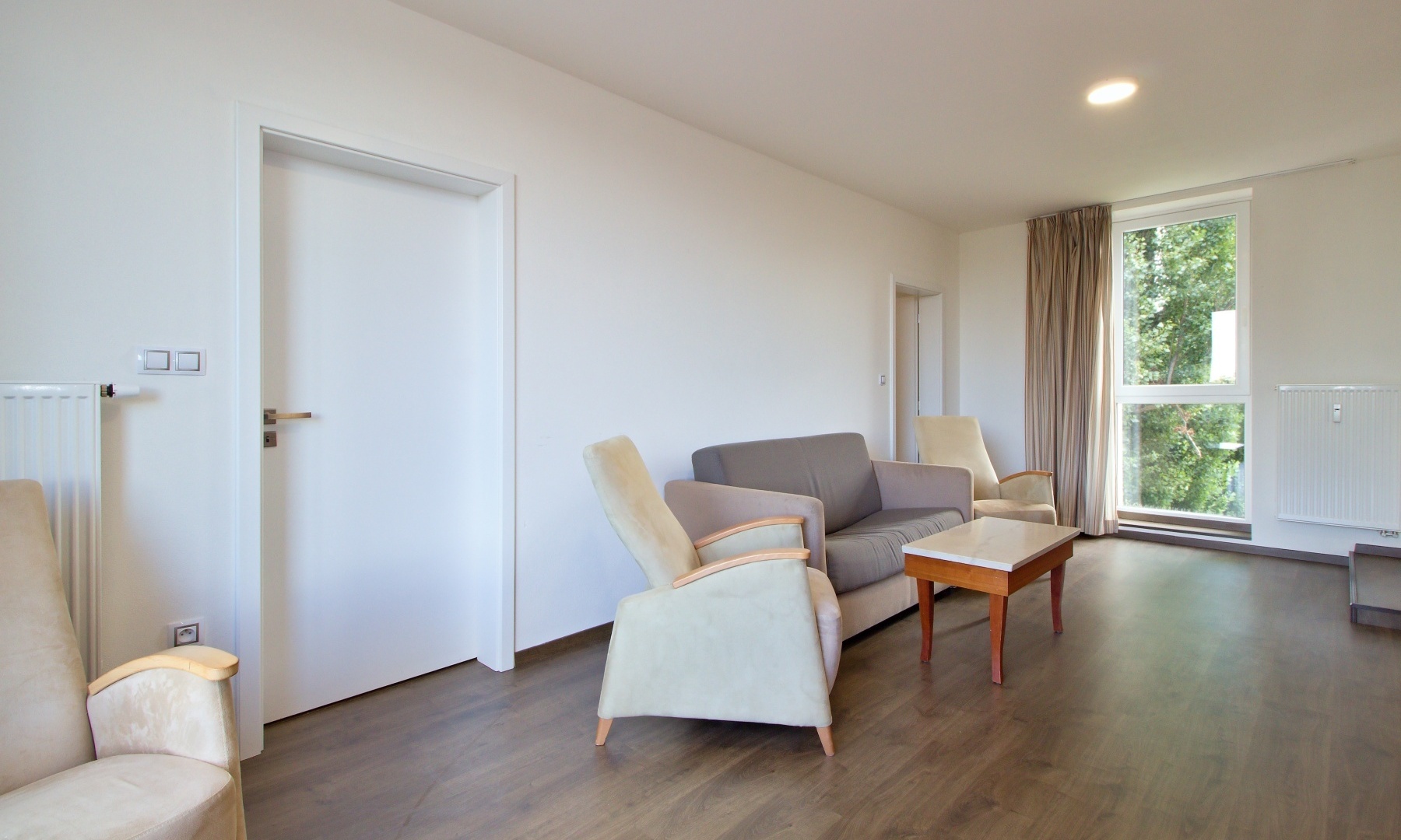 Pronájem pokoje v prostorném bytě 4+1, o výměře 9 m² - Plzeň - Skvrňany