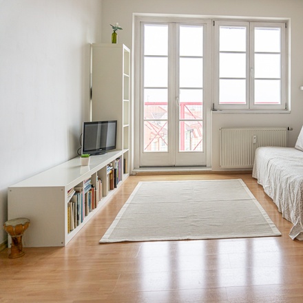 Pronájem bytu 2+kk, 37 m², ul. Pelušková, Praha - Kyje