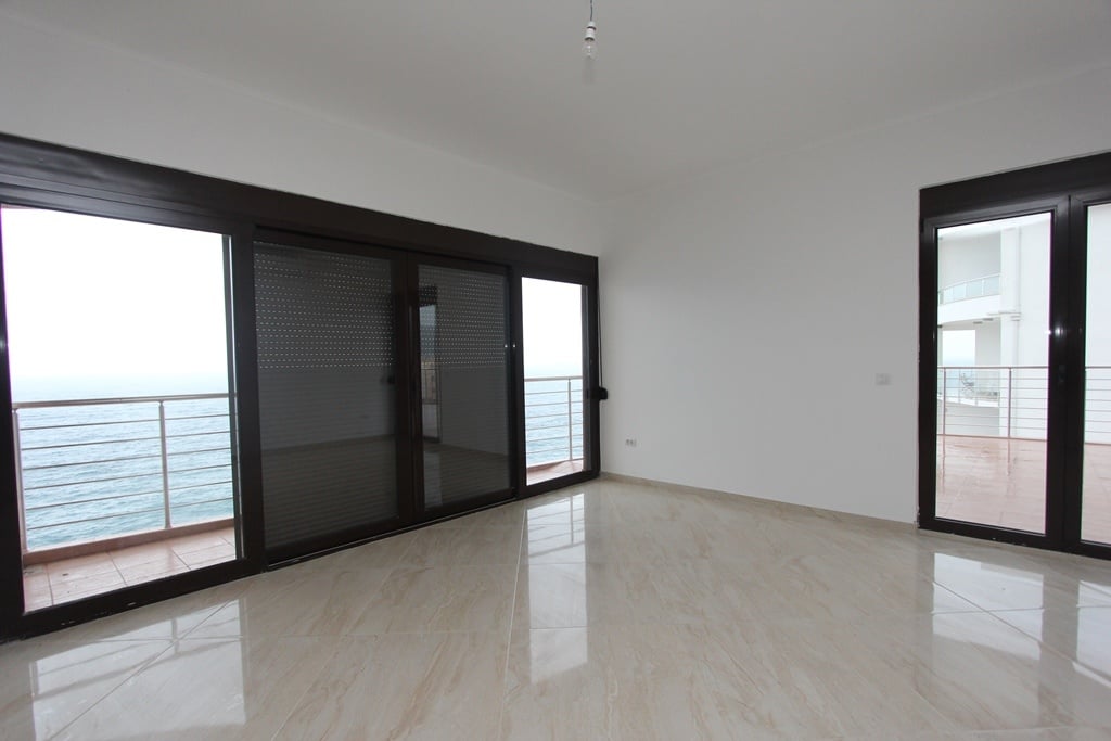Penthouse s velkou terasou, 126 m² - Bar