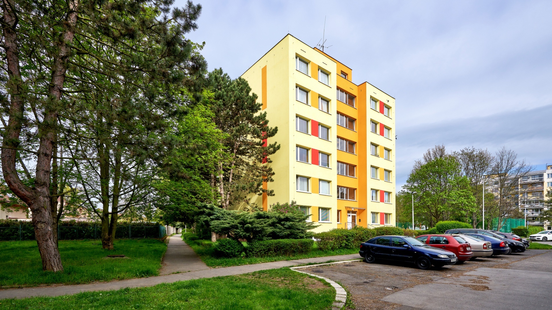 Pronájem bytu 1+kk/S, 36 m² , OV, Praha 8 - Čimice, ul. Ouholická