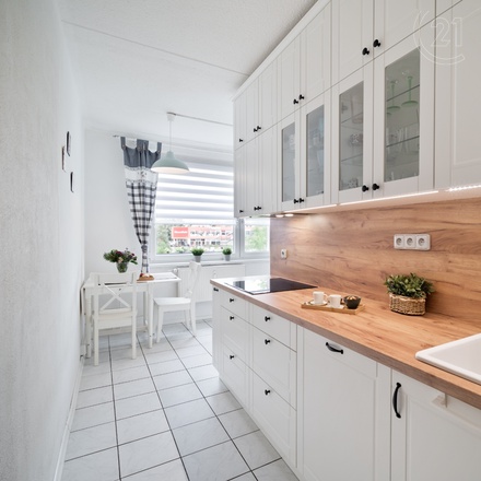 Prodej zrekonstruovaného bytu 3+1, 74 m² Znojmo