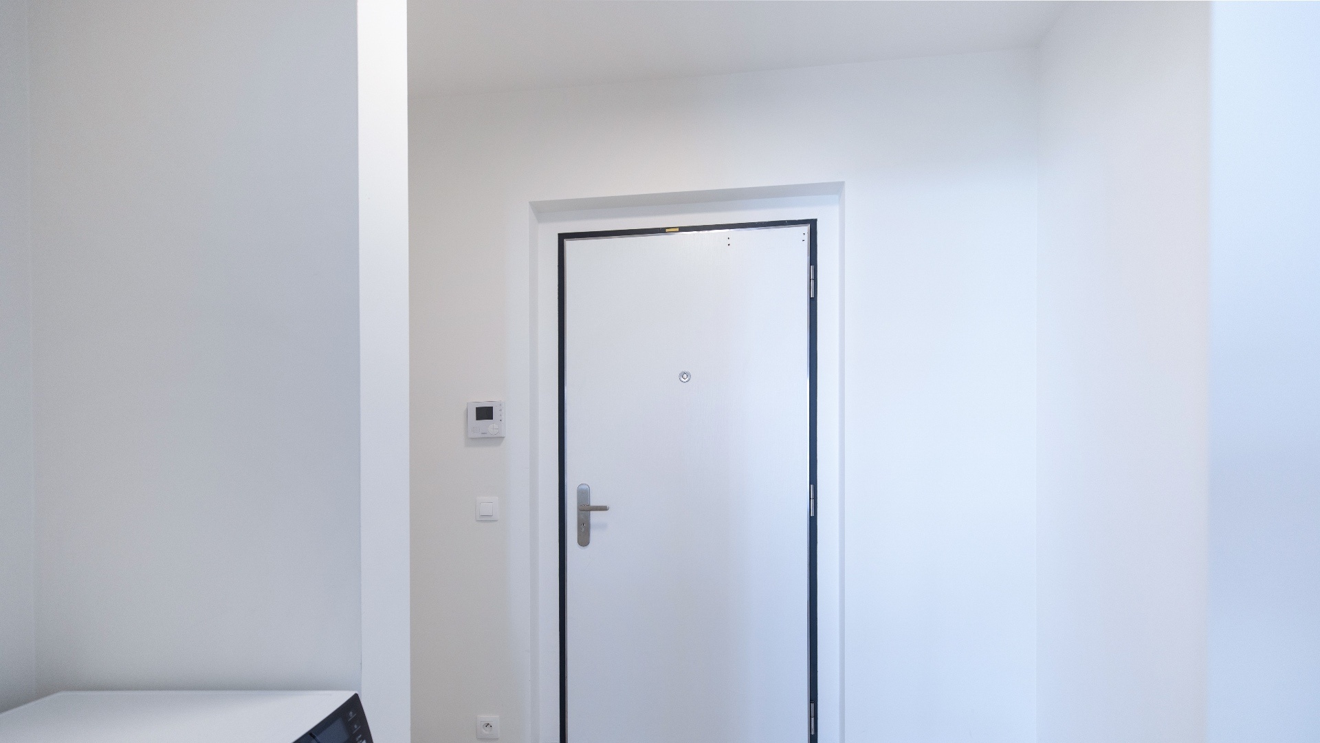 Pronájem bytu 1+kk se sklepem, 32 m² - Praha - Košíře
