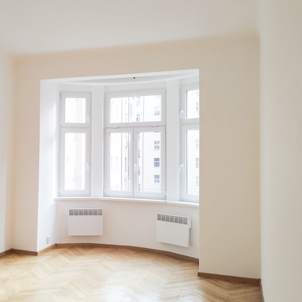 Pronájem bytu 2+1, 52  m² - Praha - Košíře