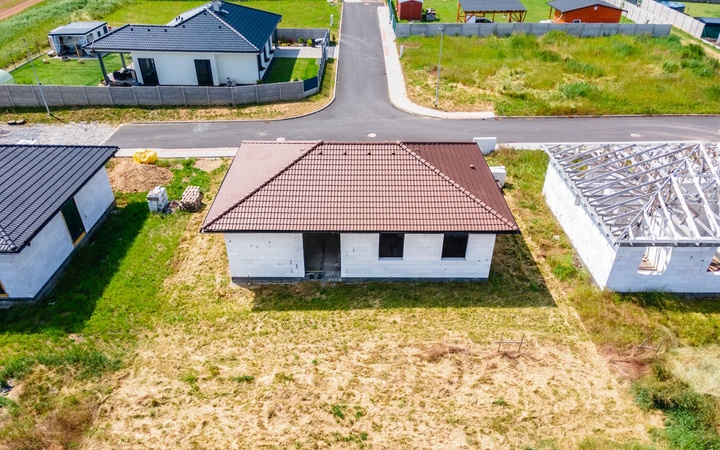 Prodej rodinného domu, 95 m², ve fázi hrubé stavby, Vyžice