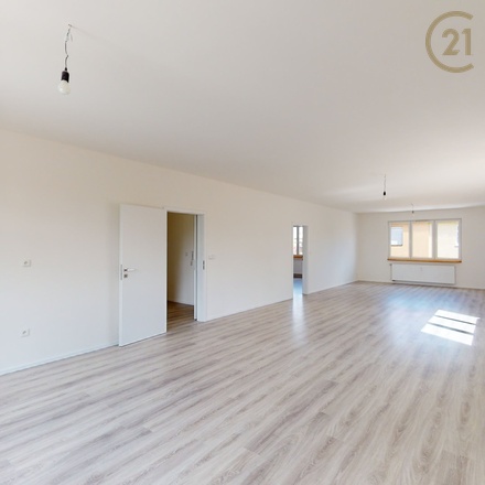 Prodej bytu 4+kk,  174 m² - Praha - Horní Počernice