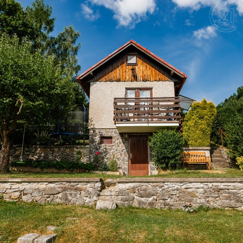 Prodej chaty se zahradou o 454 m², Bechyně - Lišky