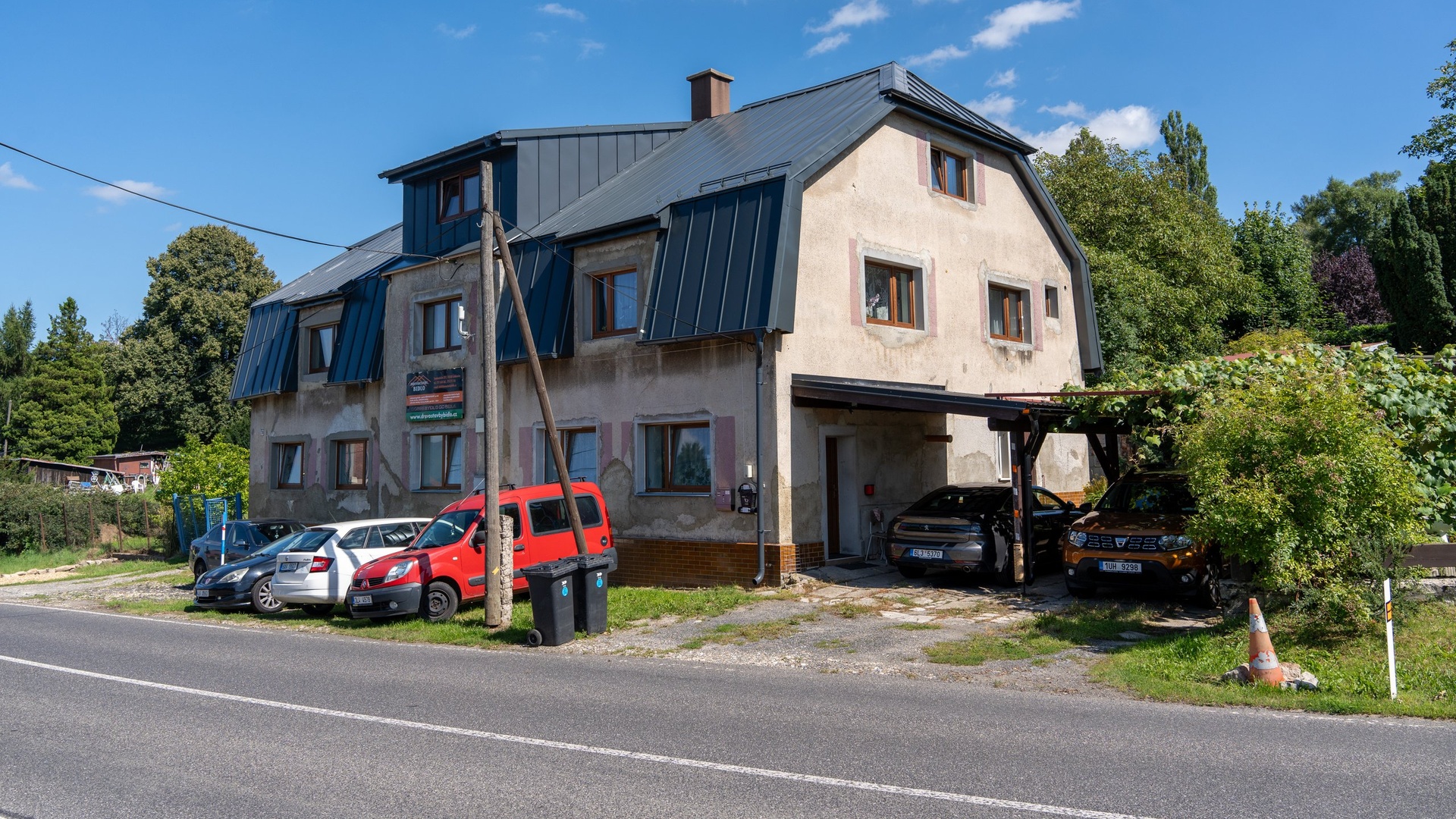 Prodej prostorného rodinného domu, 450 m², v Dlouhém Mostu u Liberce