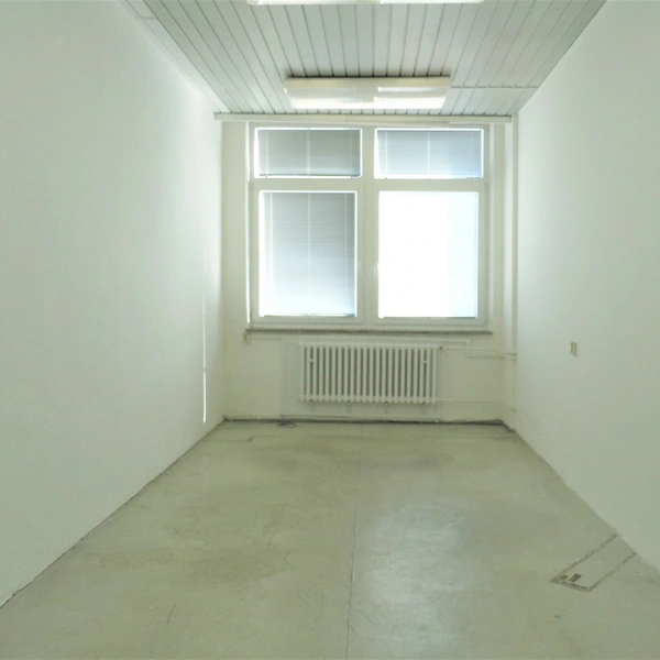 Pronájem, Kanceláře, 18 m² - Zlín - Prštné