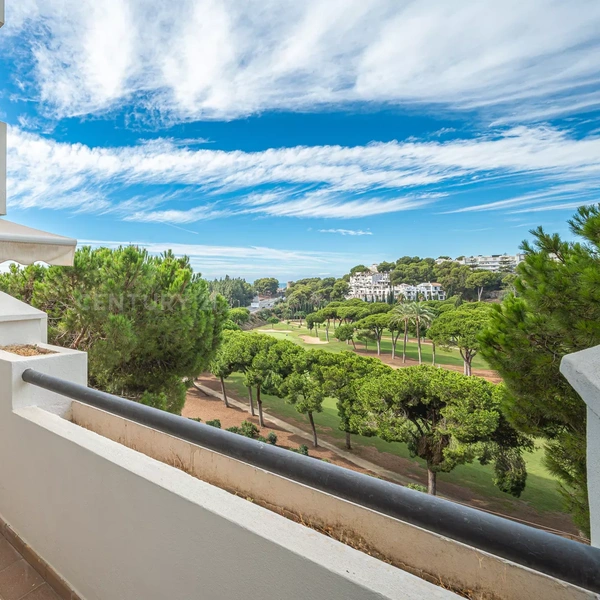 Prodej bytu 3+1, 150 m² - Rio Real, Los Monteros, Marbella