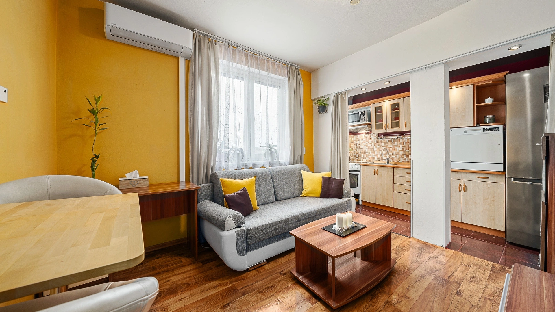 Prodej pěkného bytu se zahrádkou 2+kk, 43 m² Mělnické Vtelno - Radouň