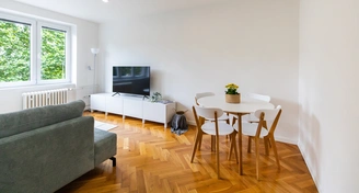 Pronájem bytu1+1 se sklepem, 37 m² - Praha - Vršovice