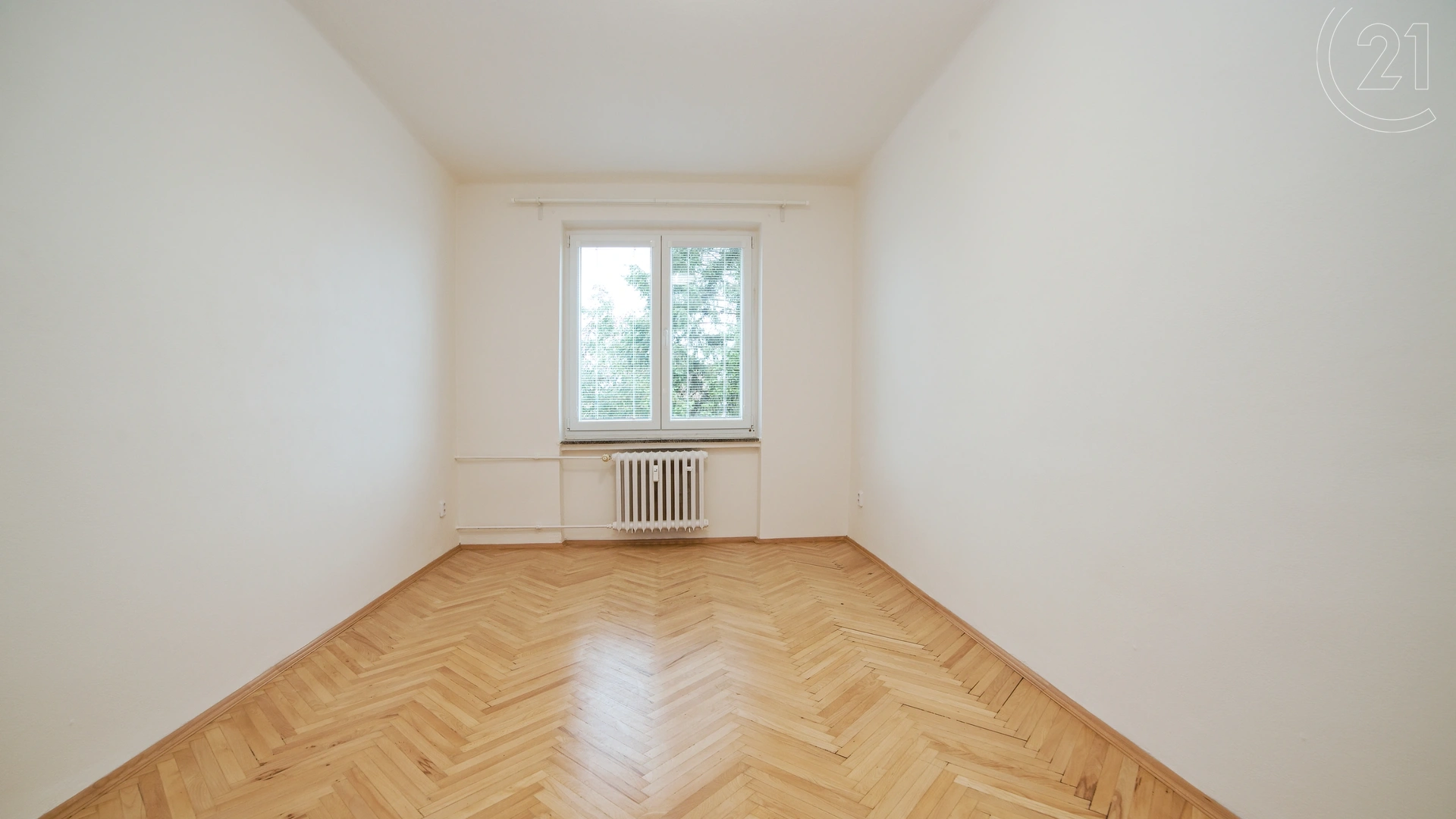 Světlý byt 2+kk, 43 m² - Praha - Záběhlice