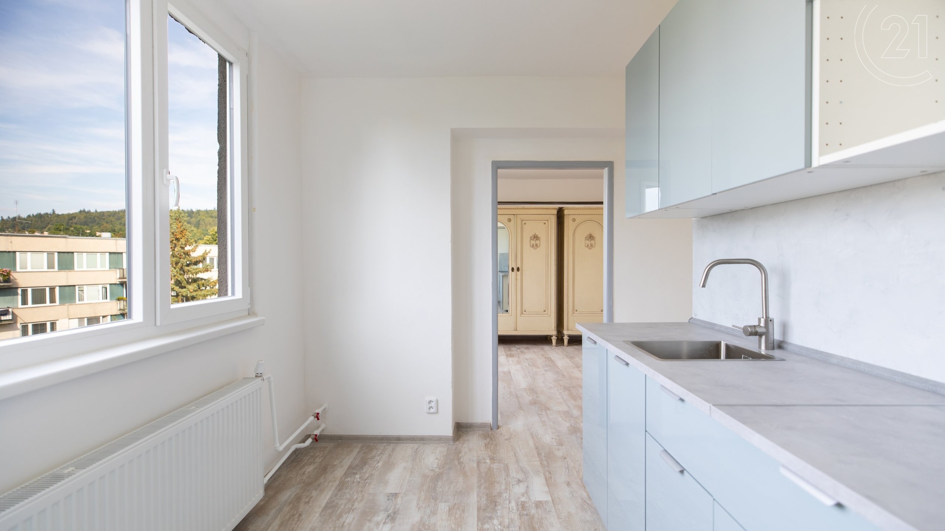 Pronájem bytu 2+1 s balkonem a sklepem, 53 m² - Písek