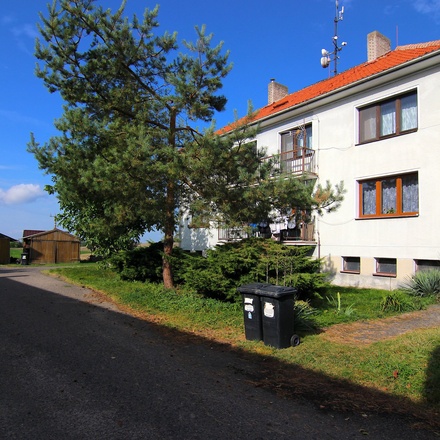 Prodej bytu 3+1 s balkónem, 63 m², Střihov, okr. Nymburk