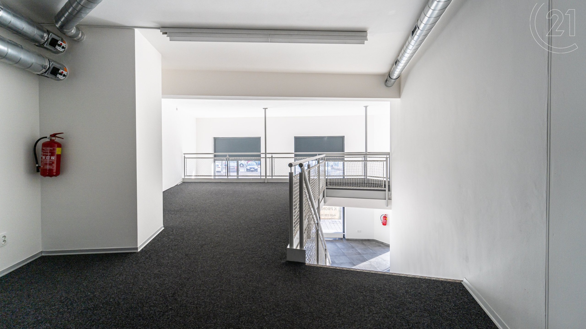 Kancelářské prostory ke koupi o celkové ploše 232m2 v rohovém domě na frekventované ulici Mlýnská v Brně