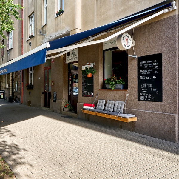 Pronájem útulné kavárny, bistra, 80 m², Praha - Holešovice