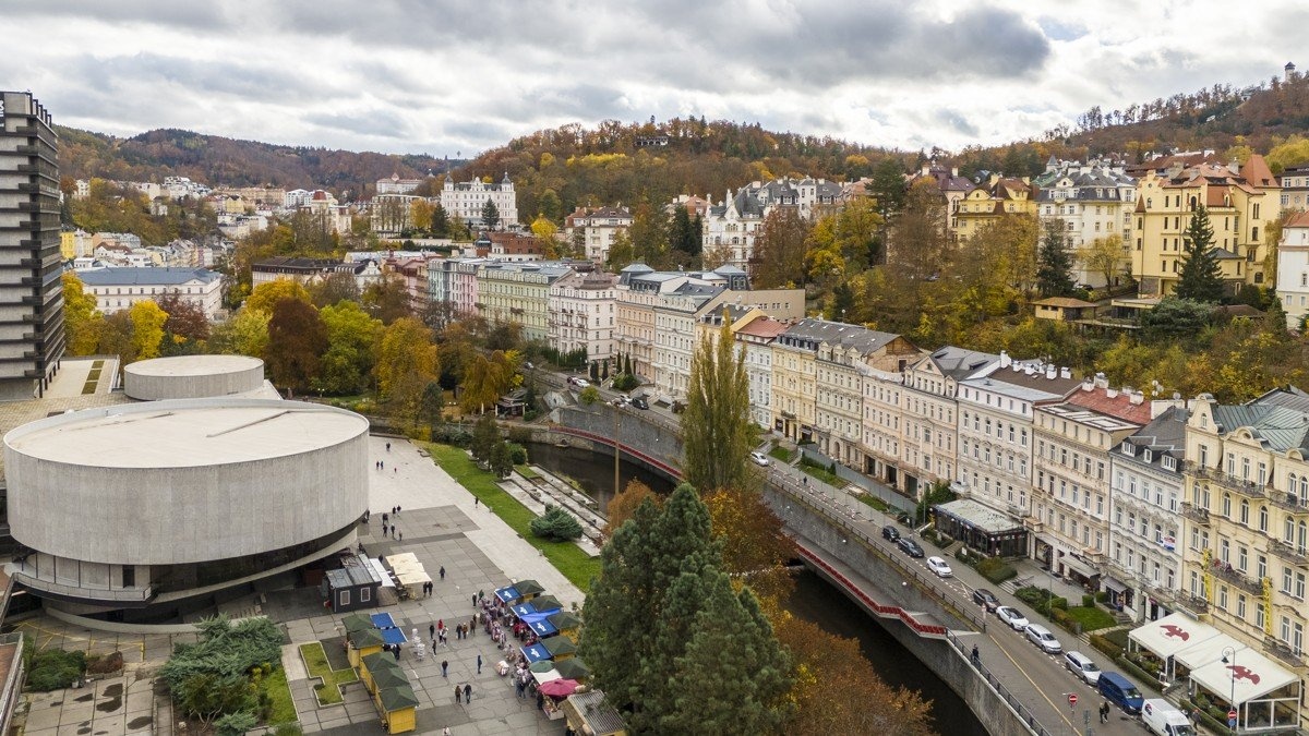 Prodej Činžovního domu, 989 m² - Karlovy Vary