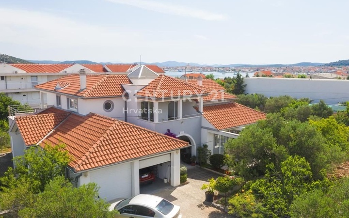 Prodej luxusní vily na ostrově Murter, 398 m² - park Kornati, Chorvatsko