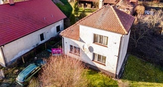 Rodinný dům a stavební parcela 2.206m2 v obci Librantice