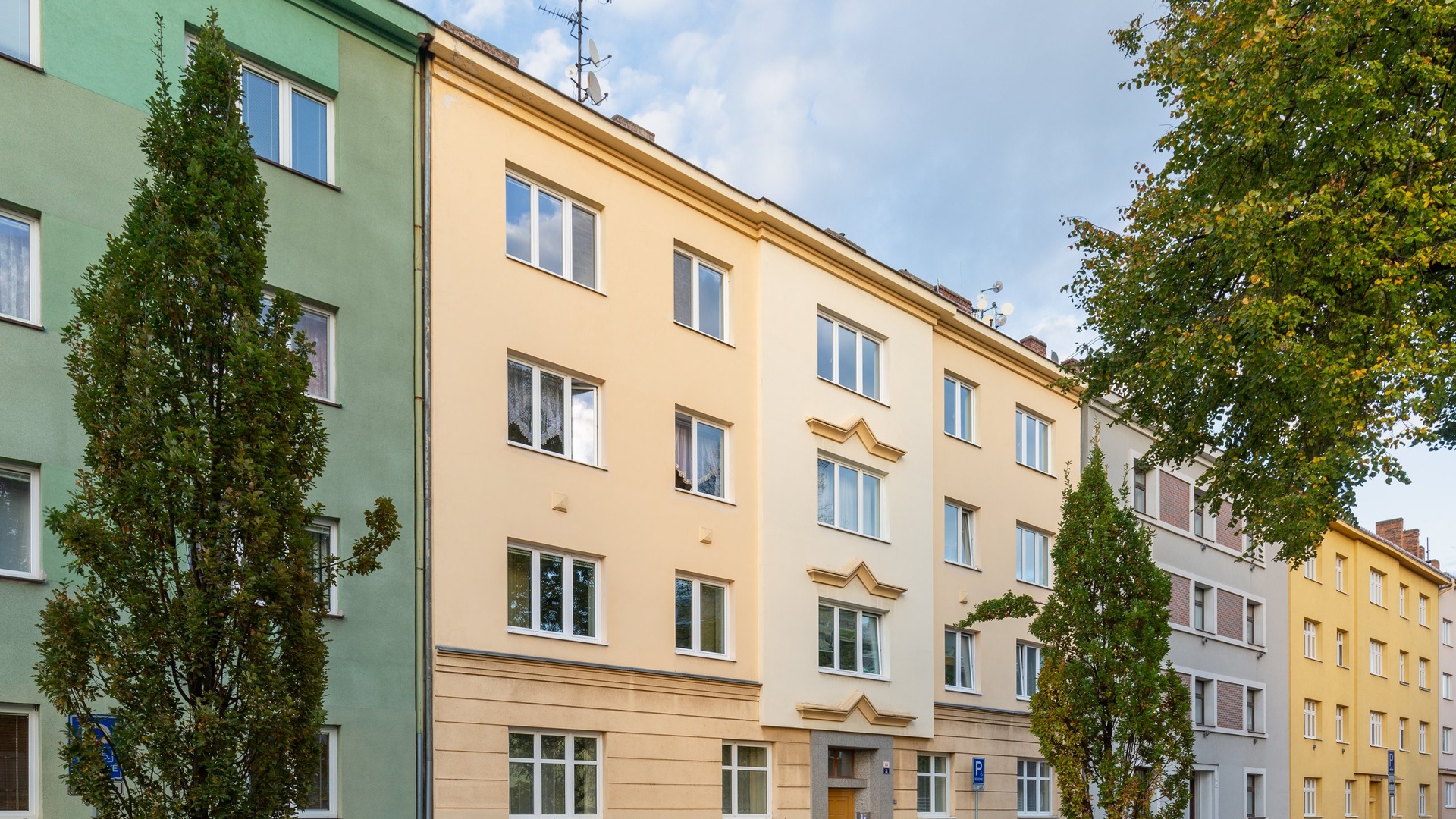 Pronájem bytu 2+kk, 49 m² - Korunní, Ostrava - Mariánské Hory