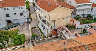 Dům k rekonstrukci v 1.řadě u moře! 180 m² - Turanj, Sveti Filip i Jakov, Chorvatsko