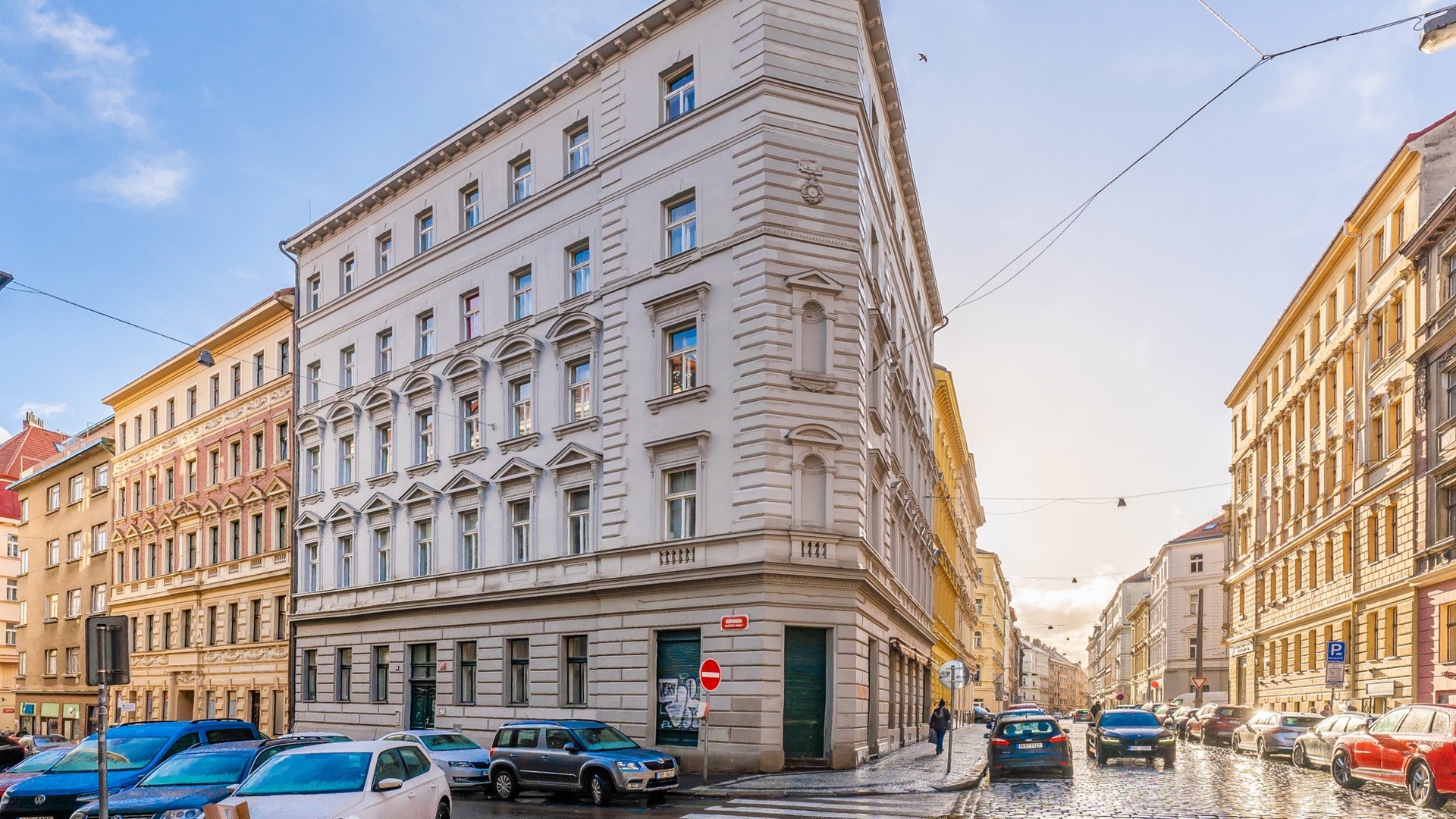 Pronájem moderního bytu 2+kk na Letné, 45 m² - Praha 7 - Holešovice