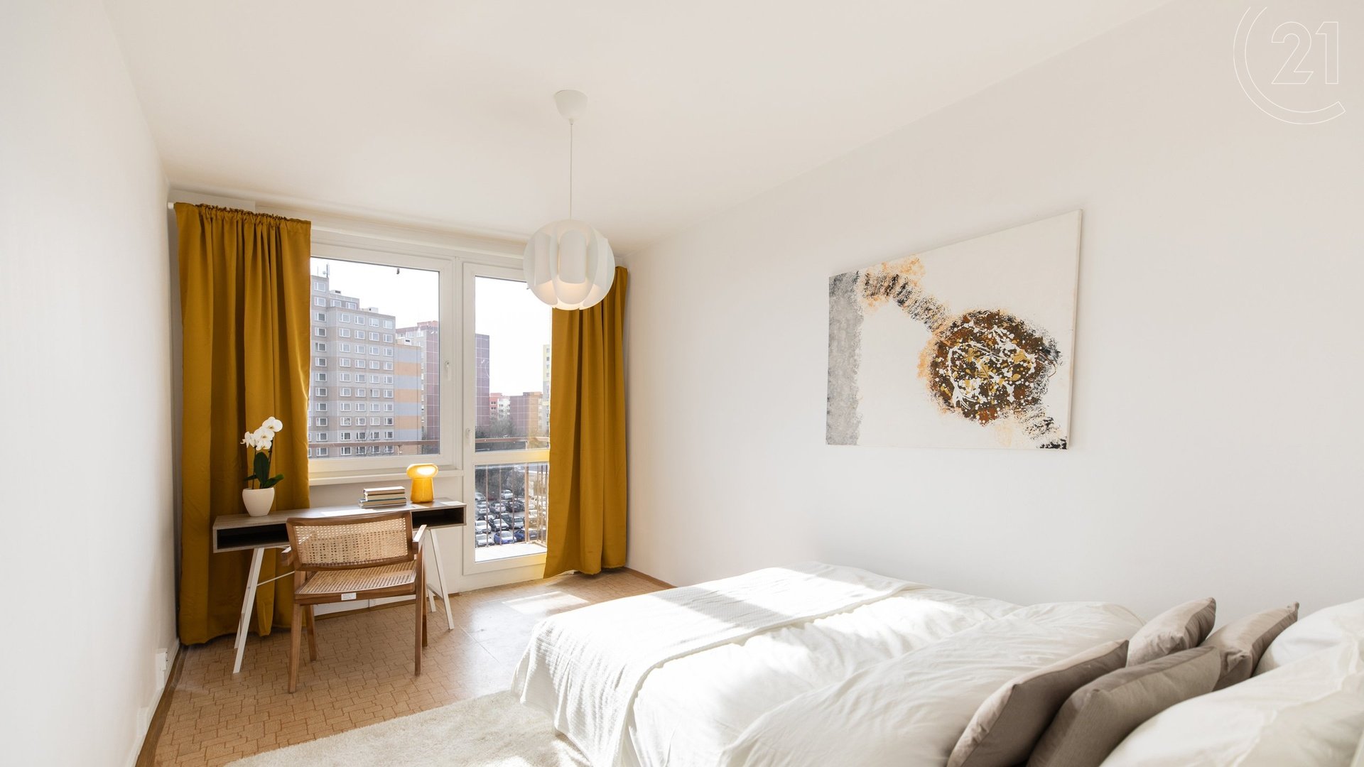 Prodej designového bytu 3+1 s balkonem a sklepem, 68 m², Praha - Hlubočepy