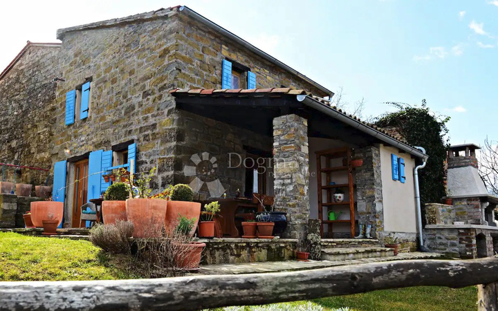Prodej moderního kamenného domu, 61m² - Stari Pazin, Istrie, Chorvatsko