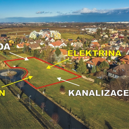Exklusivní stavební pozemek pro bydlení 1 801 m2 v Říčanech u Prahy, lokalita Voděradská
