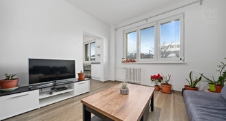 Prodej zrekonstruovaného bytu 3+1 se sklepem, 71 m², Praha - Krč